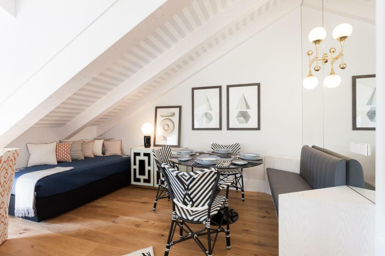 Flh Restauradores Amazing Flat With View Lisbon Luaran gambar